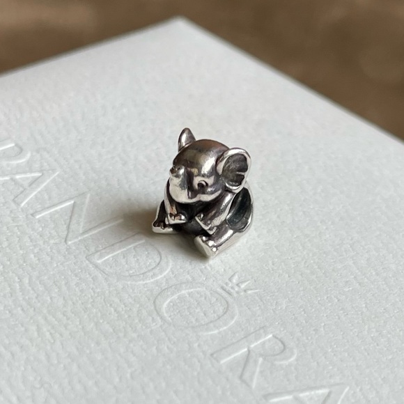 Retired Pandora Sterling Silver 925 Lucky Elephant Charm Authentic EUC - Picture 3 of 7